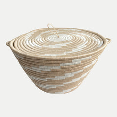 Woven Pot with Lid: Large Caramel Twist